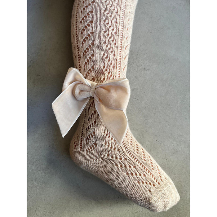 'גרביונים תחרה עם פפיון - בז