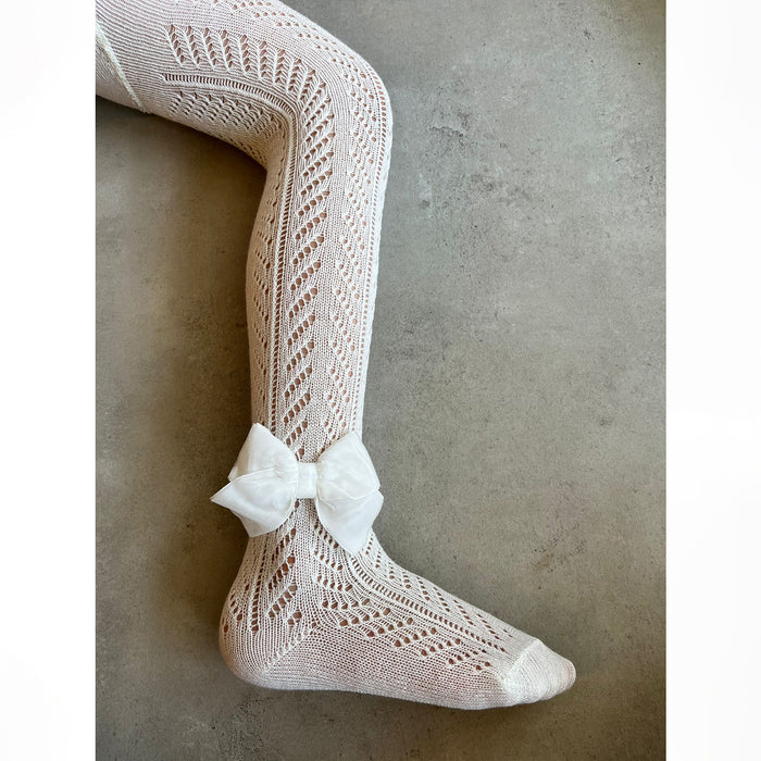 גרביונים תחרה עם פפיון - שמנת