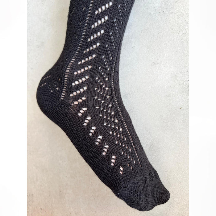 גרביונים תחרה שחור