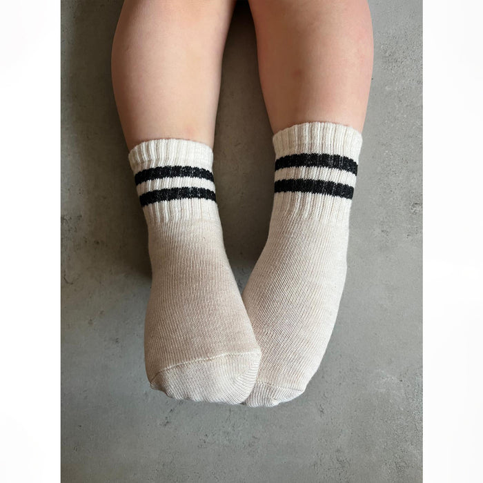 גרביים ריב פס שחור