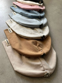 כובע טריקו מתחבר לפונפון