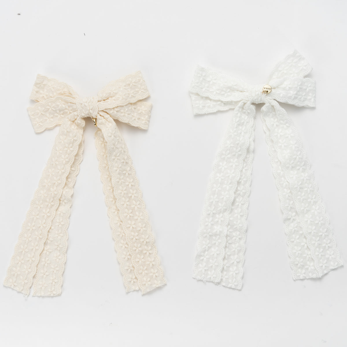 פפיון ארוך תחרה פרחים