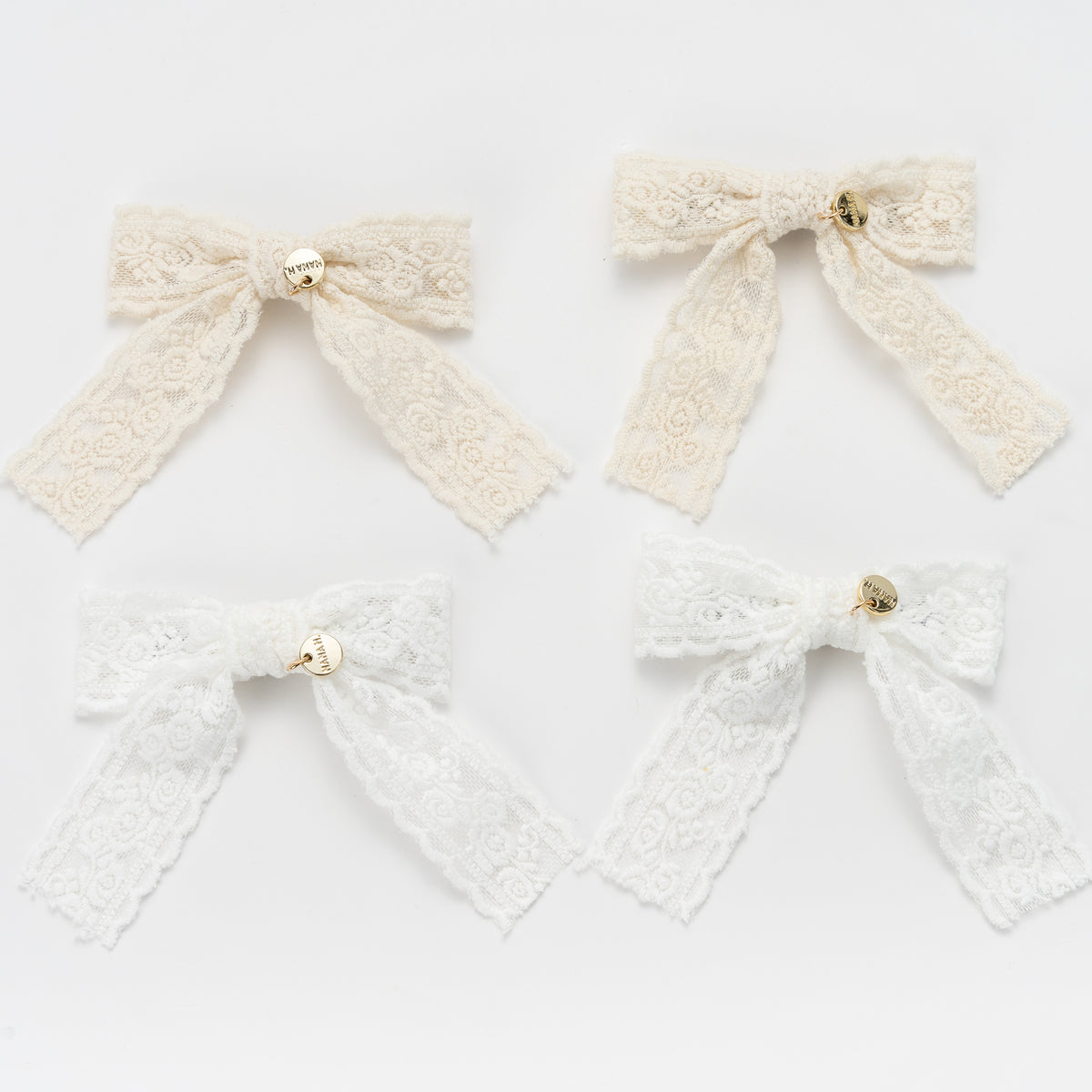 זוג פפיונים תחרה בלרינה