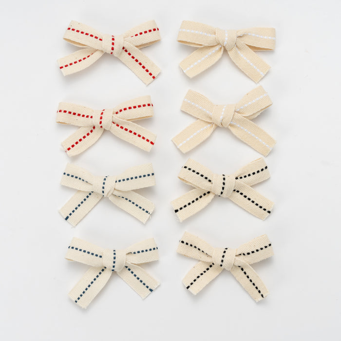 זוג פפיונים קוים