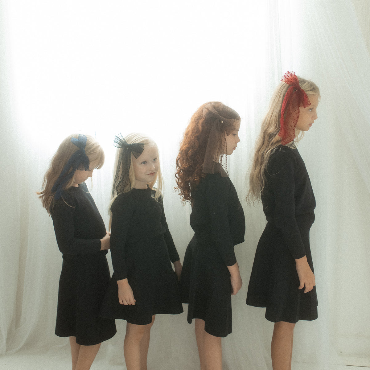 פפיון טול עיגולי קטיפה קטנים