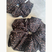 זוג גומיות סקראנצ' ענקיות  - שחור