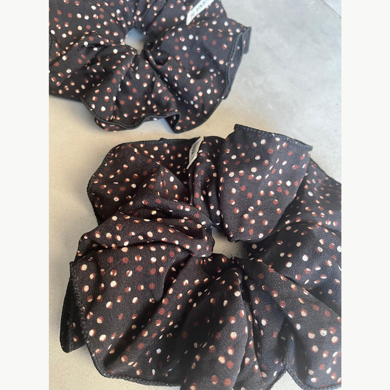 זוג גומיות סקראנצ' ענקיות  - שחור