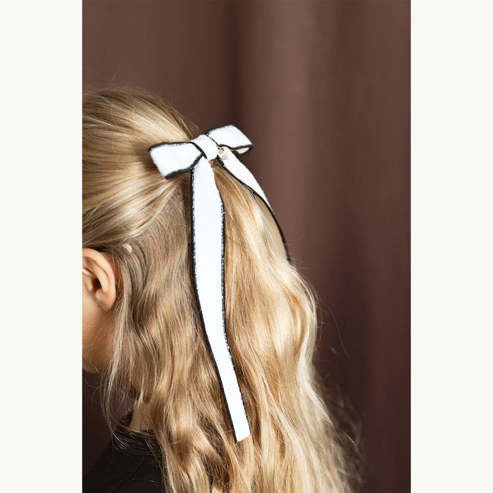 B&W פפיון ארוך