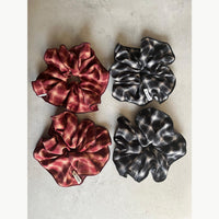 זוג גומיות סקראנצ' ענקיות  - שחור