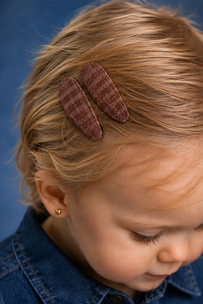 זוג משולשים משובץ