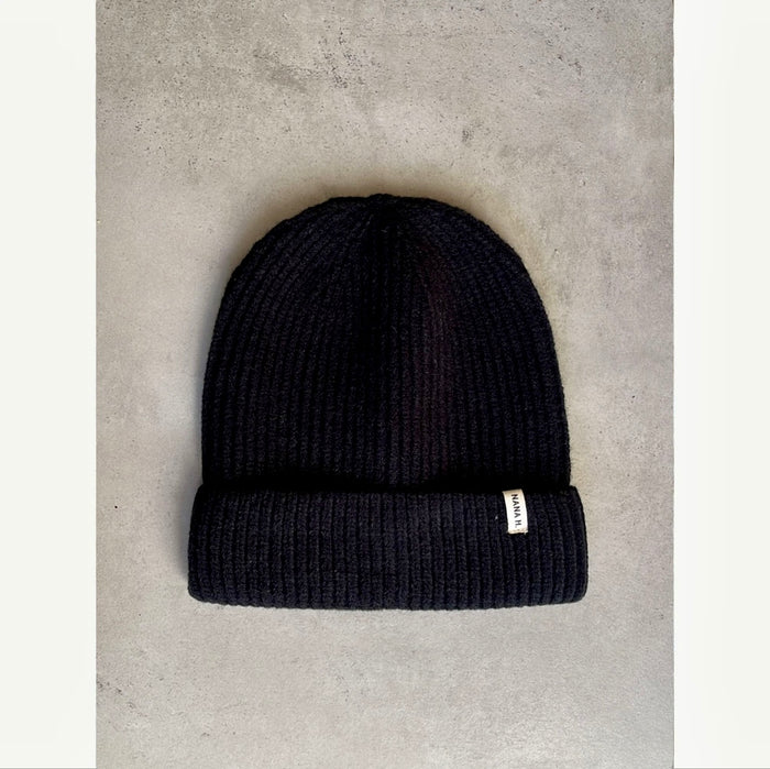 כובע סריג (נשים) - שחור