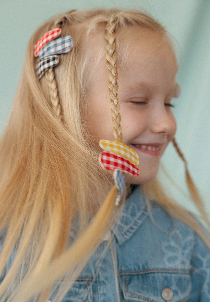 זוג משולשים משובץ