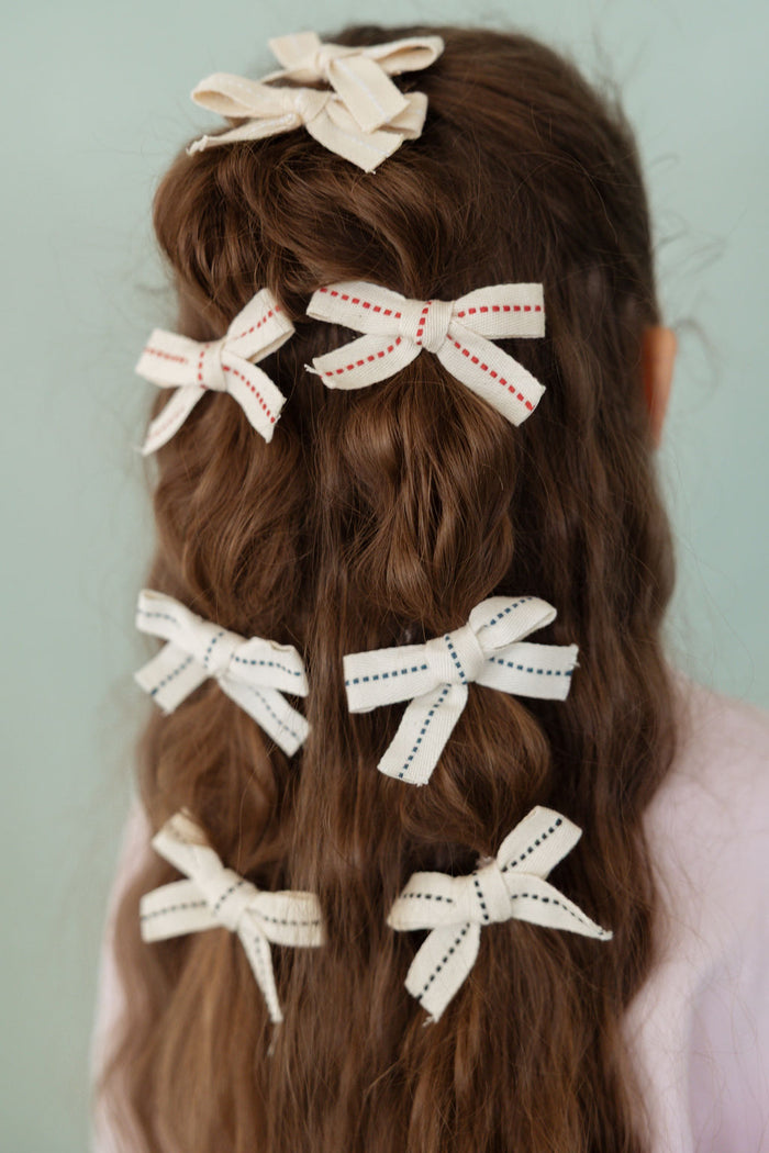 זוג פפיונים קוים