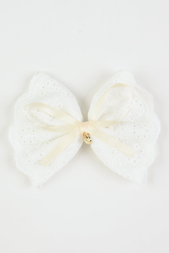 פפיון תחרה סאטן - קרם