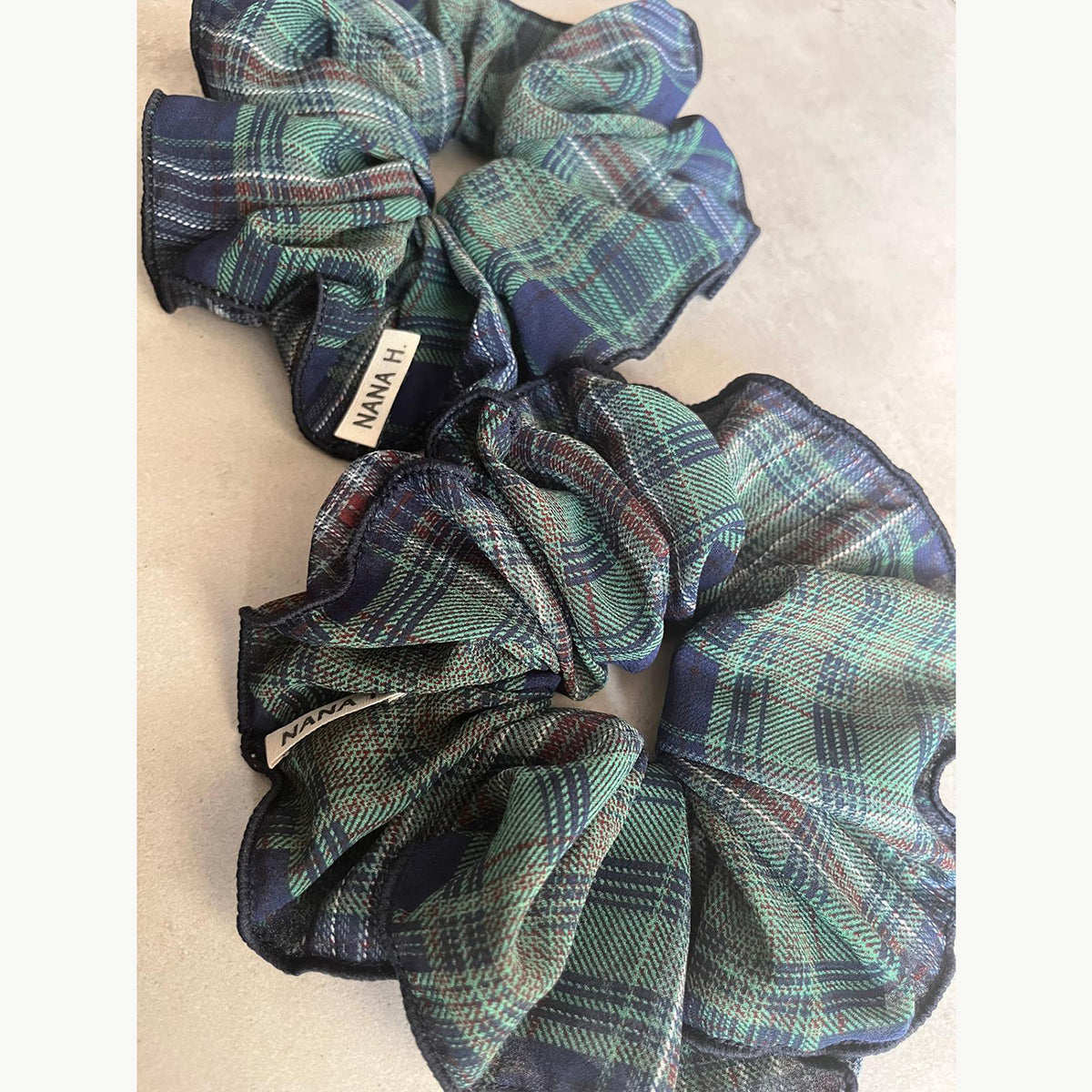 זוג גומיות סקראנצ' ענקיות  - כחול