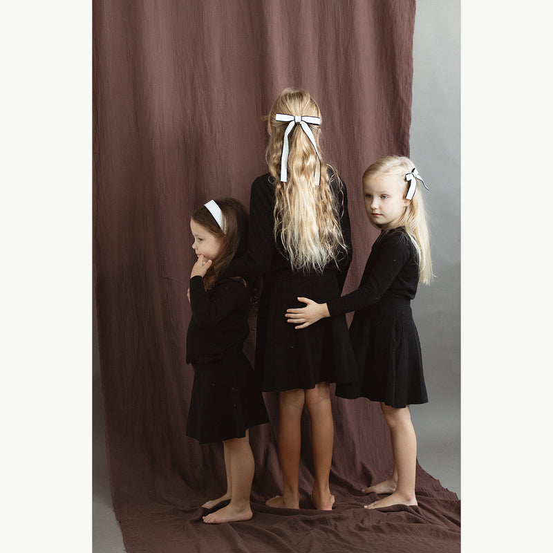 B&W זוג פפיונים